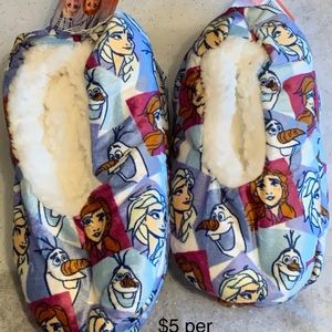Frozen slippers
